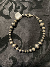 4-8 mm Navajo Pearl bracelet 7.5