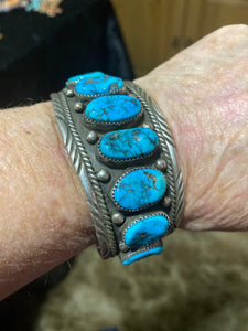 Vintage old Southwest design turquoise Sterling silver bracelet