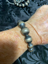 Adjustable Navajo Pearl  bead bracelet