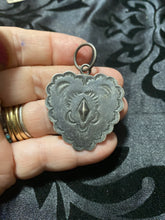 Oxidized charm //heart shape
