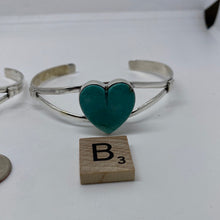 Turquoise Heart shaped  single stone bracelet