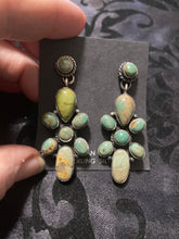 The green chandelier dangle Queen