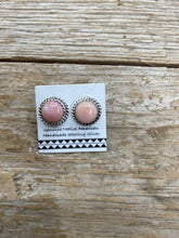 POP OF PINK stud earrings