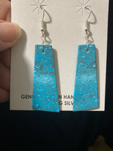 The flat bottom Solid slab earrings