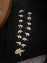 Bear shapes necklace