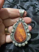 Spiny oyster sunset pendant