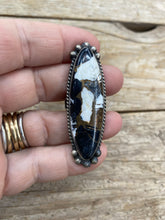 Slender Mojave ring