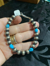 Navajo pearl Bracelet with turquoise 8mm