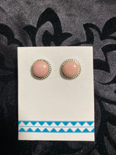 POP OF PINK stud earrings