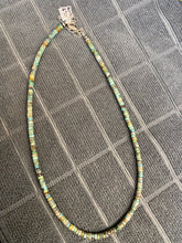 SMALL HEISHI BEAD NECKACE