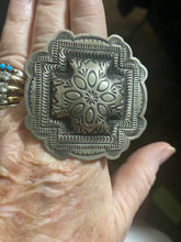 Sterling silver native American made crossing ring