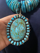 “THE GIGANTIC QUEEN,” necklace! 24 inches plus a 4 inch pendant!