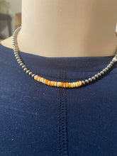 16 inch 4 mm Navajo pearl light Spiny oyster choker necklace 
￼