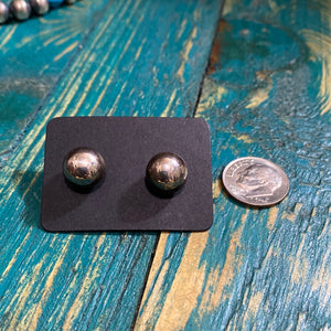 8mm Navajo pearl stud earrings