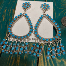 Chandelier earrings