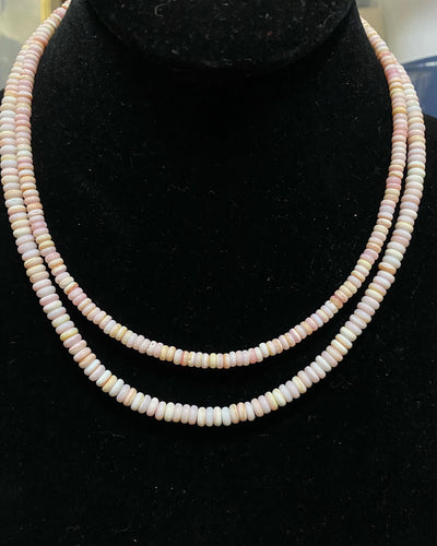 4mm pink Conch shell necklace