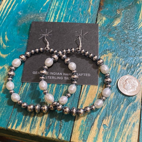 Oval fresh water pearls and Navajo pearls