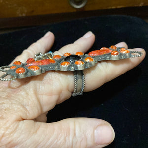 Red spiny oyster and black onyx center ring!