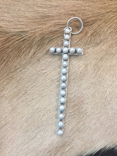 Fresh water pearl cross