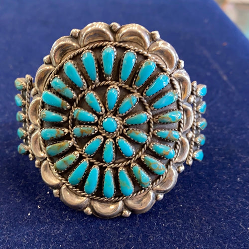 Traditional style Zuni bracelet