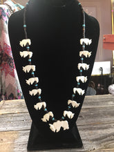 Buffalo shapes necklace