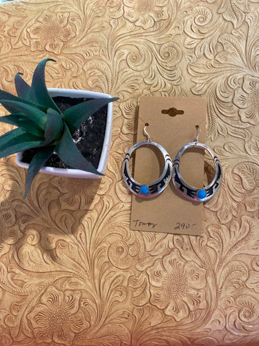 Tommy singer earrings