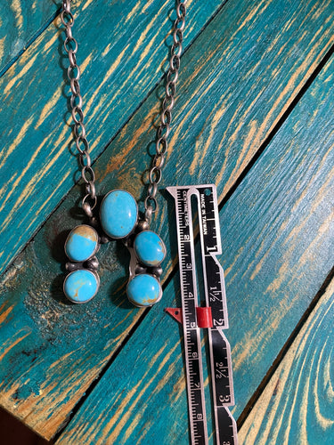 Kingman Turquoise horseshoe necklace