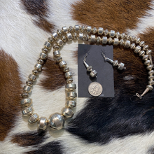 The multi shaped sterling silver Bead princes necklace
