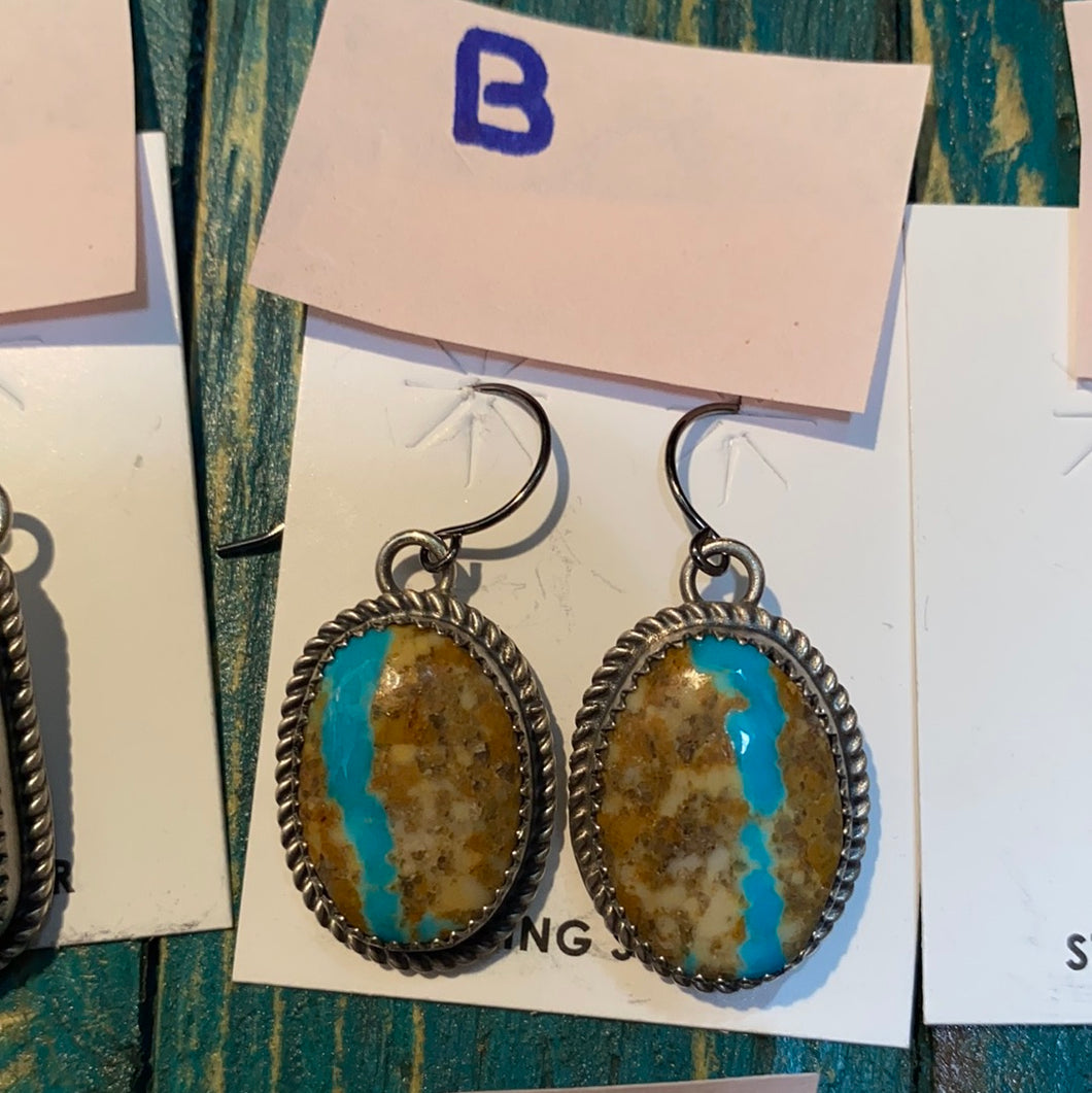 Kingman Ribbon Turquoise earrings