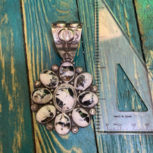 The Turkey Track pendant