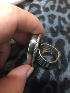 The winter waterfall/ white Buffalo ring
